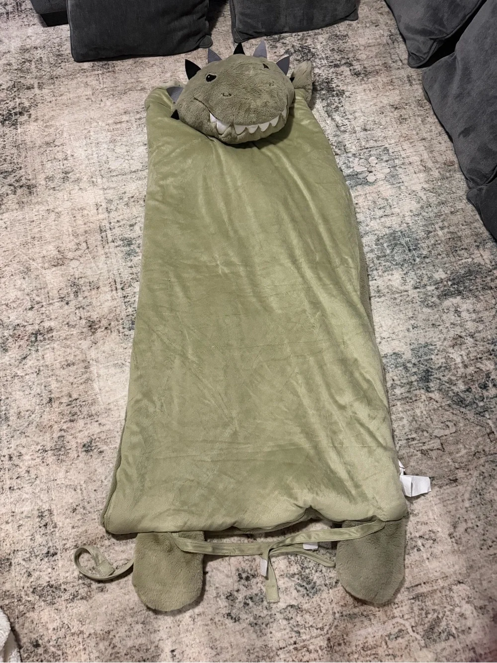 Plush Dino Reptile sleeping bag - Soft Olive Green